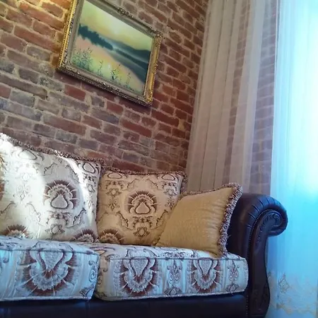 у шевальє. Leopoli