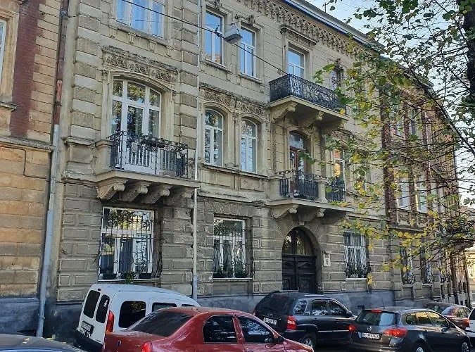 у шевальє. Apartmán *