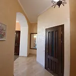 у шевальє. *