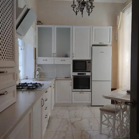 у шевальє. Apartament *