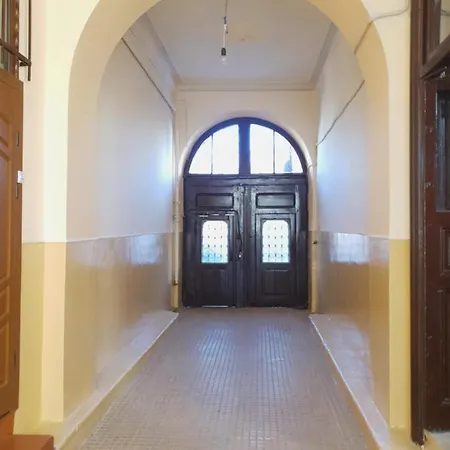 у шевальє. Lemberg