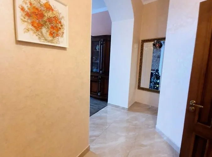 Apartament у шевальє.