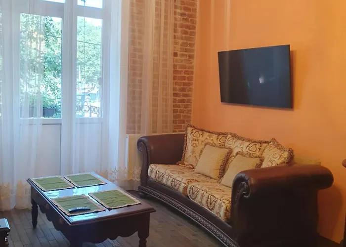 у шевальє. *